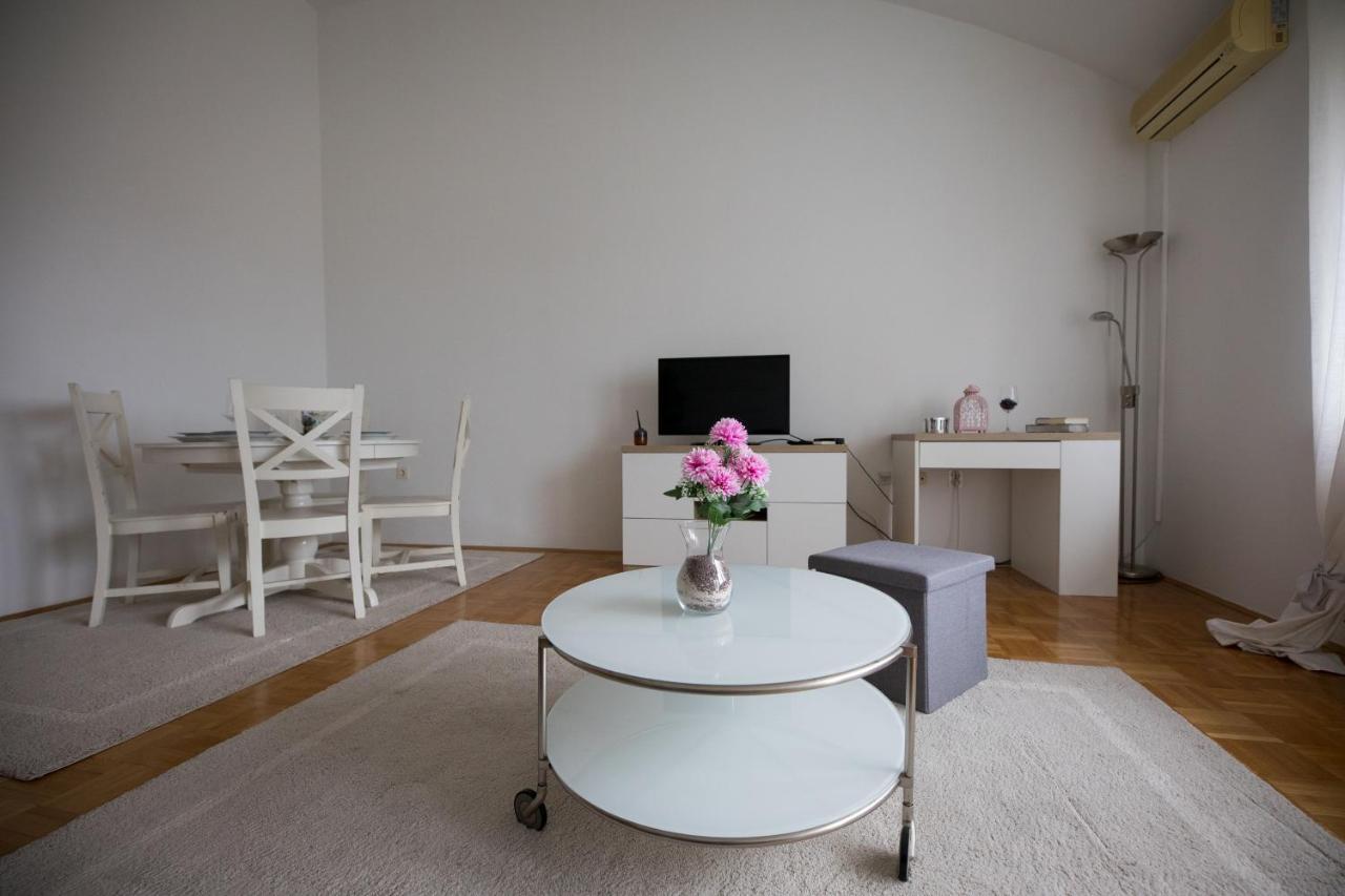 Apartman Ana Apartment Osijek Luaran gambar